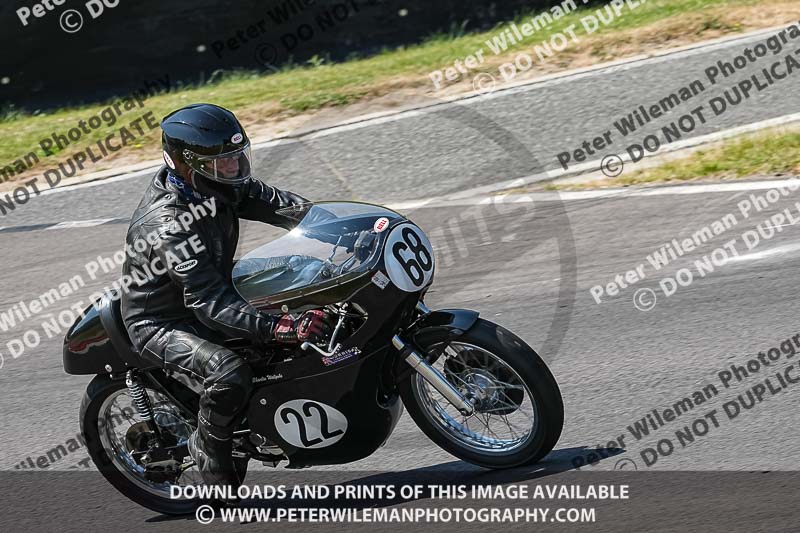 cadwell park;cadwell park photographs;cadwell trackday photographs;enduro digital images;event digital images;eventdigitalimages;peter wileman photography;racing digital images;trackday digital images;trackday photos